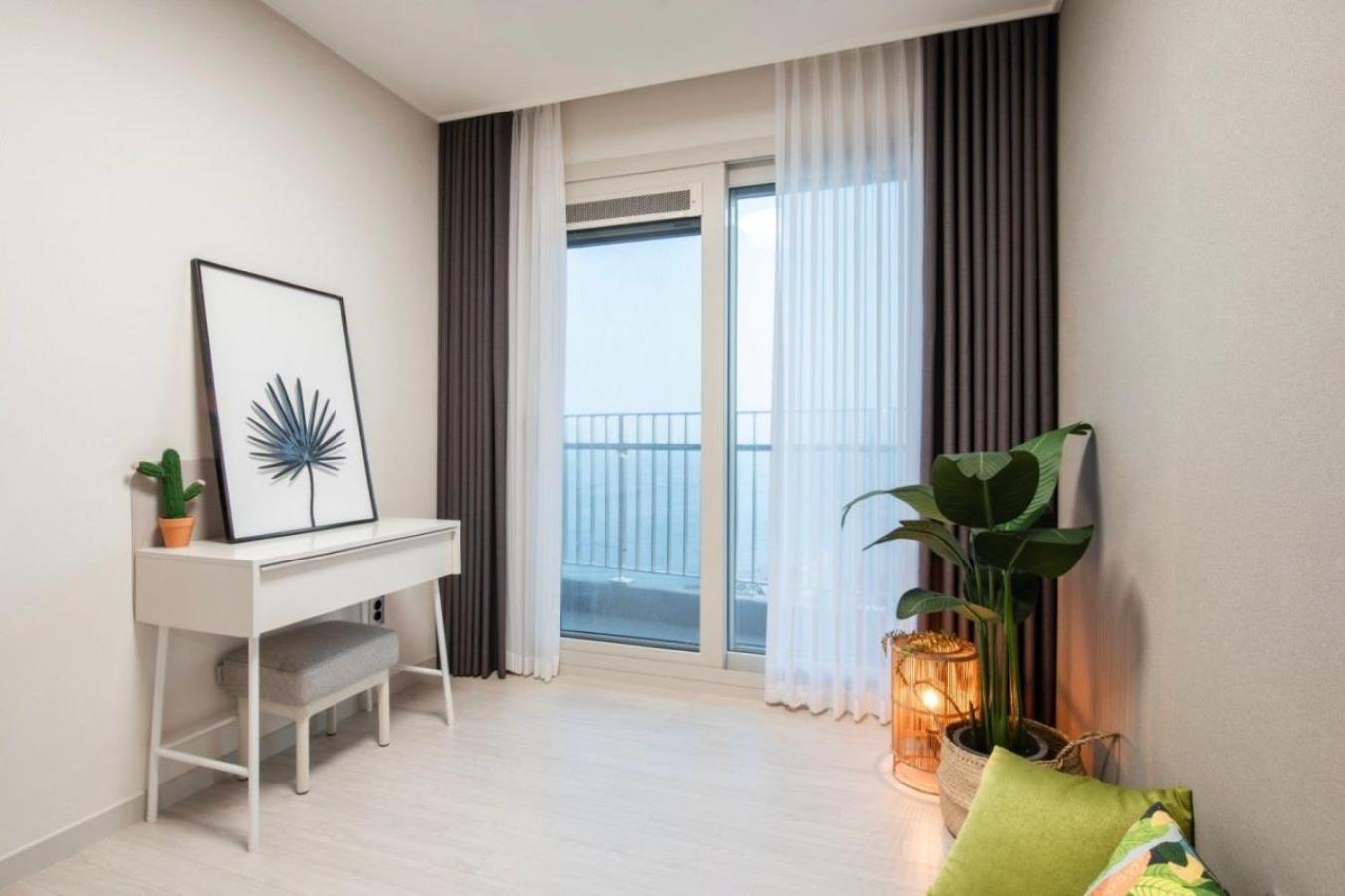 Newcz Osiria Residence Busan Eksteriør billede